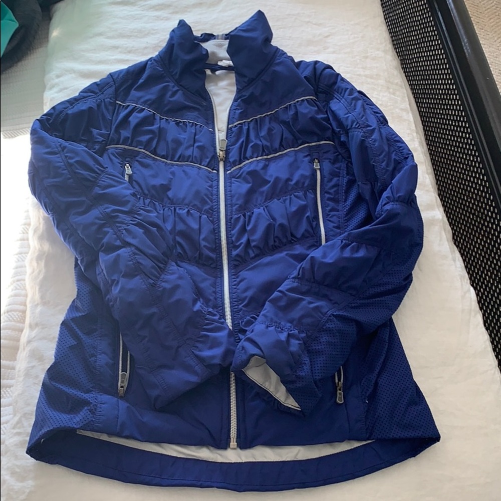 Size 4 Lululemon jacket